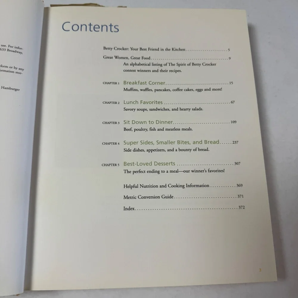 Betty Crocker's‎ Best-Loved Recipes Hardcover Cookbook 1999 First Edition